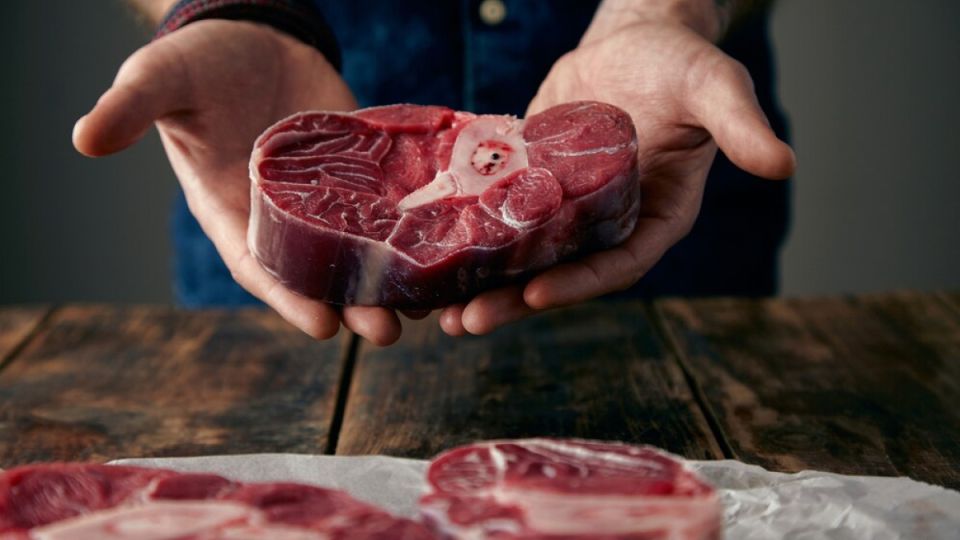 Мясо этих производителей лучше не покупать: пичкают чем попало — как выбрать хорошее