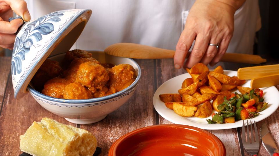 Эти сочные ароматные тефтели затмят ресторанные стейки: вот что добавьте в фарш