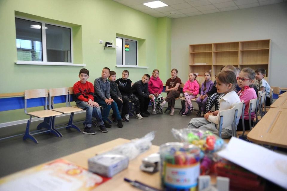 Участник регионального проекта «Герои Севера» Артур Ли пообщался с учениками школы № 5 посёлка Печенга