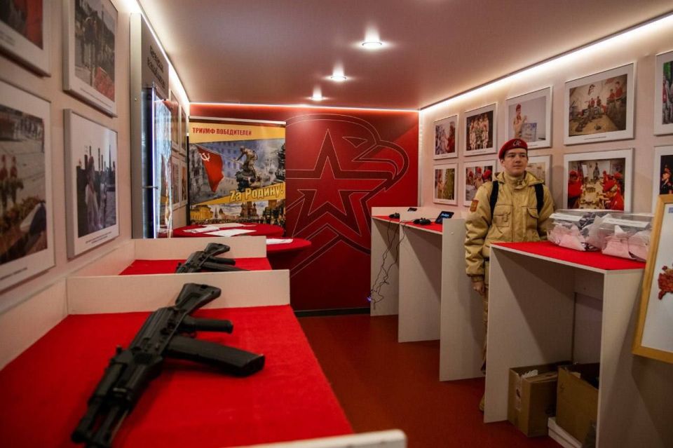 Юрий Сердечкин: В Мурманск прибыл агитпоезд Министерства обороны «Единство в памяти. Сила в подвиге!»