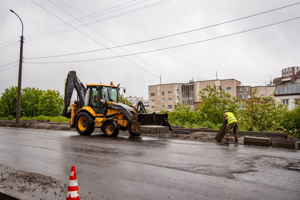 В рамках национального проекта «Инфраструктура для жизни» и стратегического плана «На Севере — жить!» в городе-герое совершенствуется инфраструктура для всех участников дорожного движения