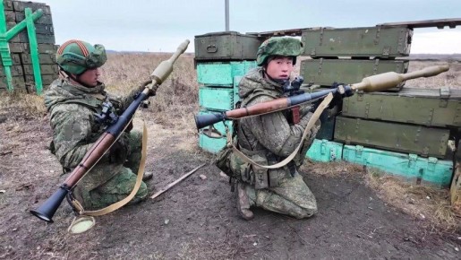 БЕЗ ИЛЛЮЗИЙ. Захар Прилепин @zakharprilepin Очень многое решается на символическом уровне