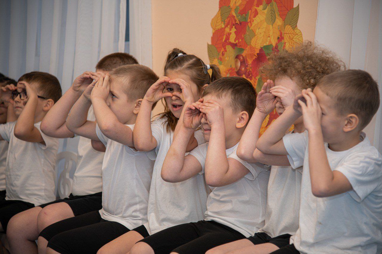 В Мурманске после капитального ремонта в здании детского сада № 93 на проспекте Ленина, 99, состоялось спортивно-музыкальное мероприятие «Путешествие на неизведанную планету» В Мурманске после капитального ремонта в здании детского сада № 93 на проспекте Ленина, 99, состоялось спортивно-музыкальное мероприятие «Путешествие на неизведанную планету»