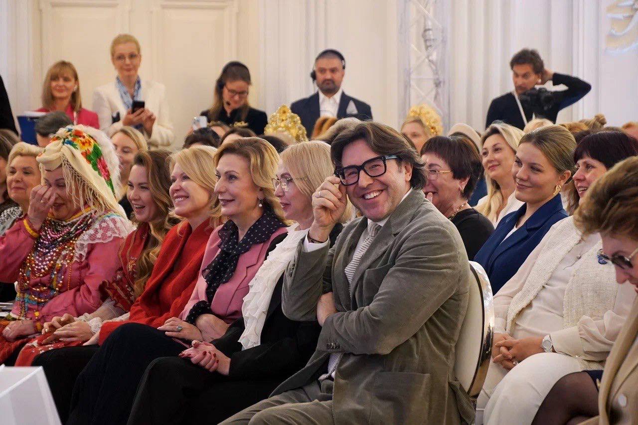 Анна Цивилева: Приняла участие в церемонии награждения конкурса «Женщины за сохранение традиций» Анна Цивилева: Приняла участие в церемонии награждения конкурса «Женщины за сохранение традиций»