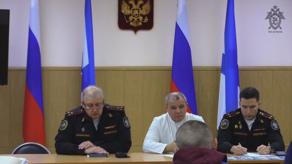 Сотрудники военного следственного управления СК России по Северному флоту провели личный прием участников специальной военной операции