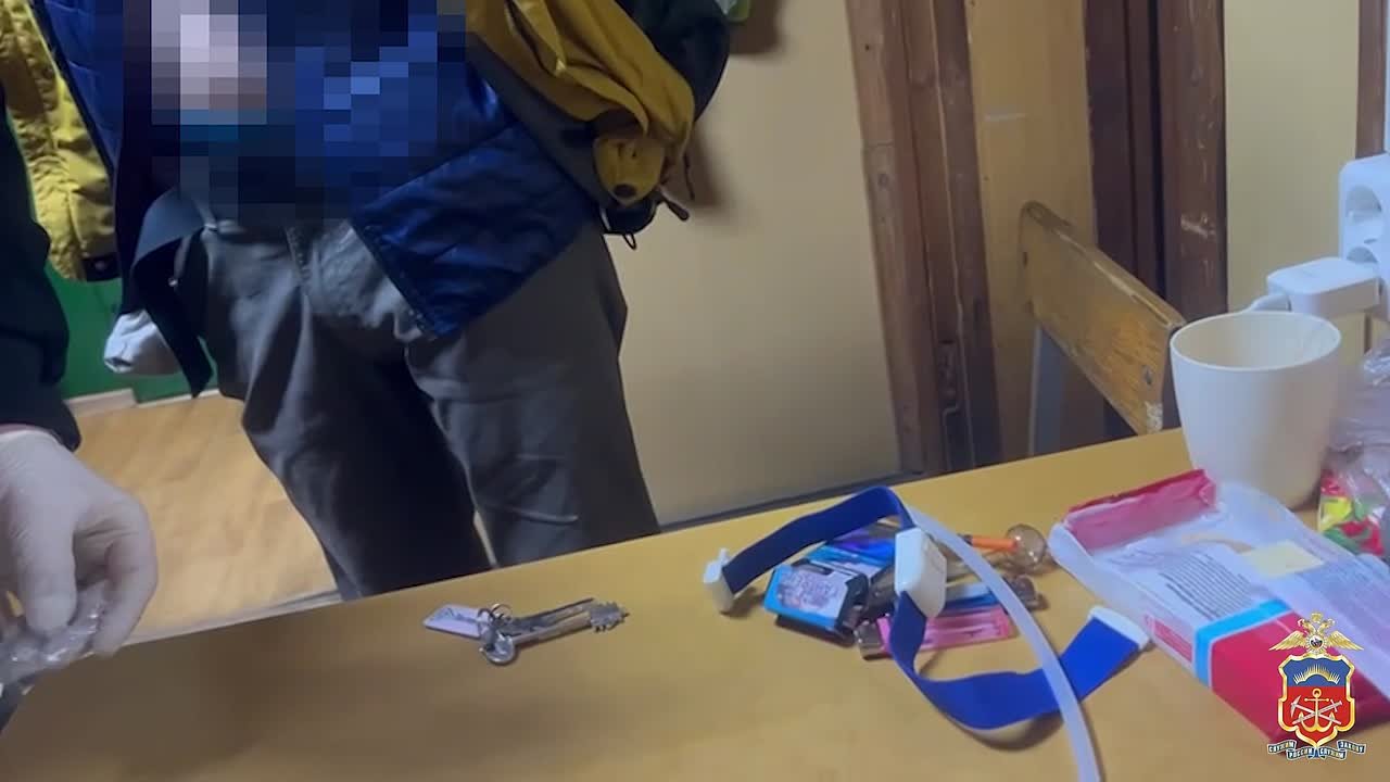 Мурманчанина с наркотиками задержали на Североморском КПП