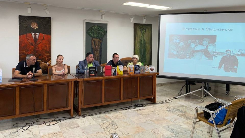 От Мурманска до Гаваны: "Книжная полка русской литературы" объединила писателей России и Кубы