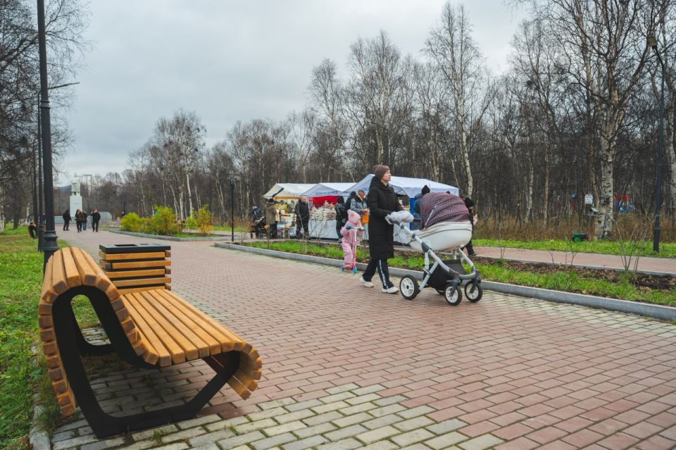 Североморск встретил День народного единства в преобразившемся городском парке Североморск встретил День народного единства в преобразившемся городском парке