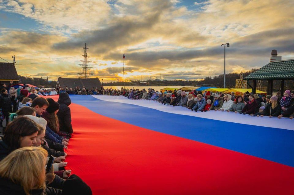 Мурманская область отметила День народного единства