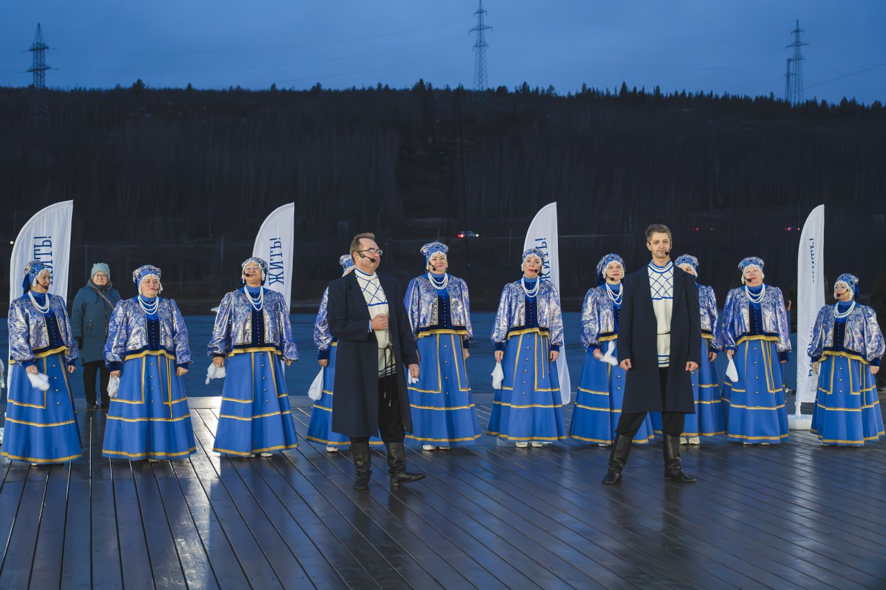 Второй этап благоустройства Поморской набережной в Коле завершен Второй этап благоустройства Поморской набережной в Коле завершен