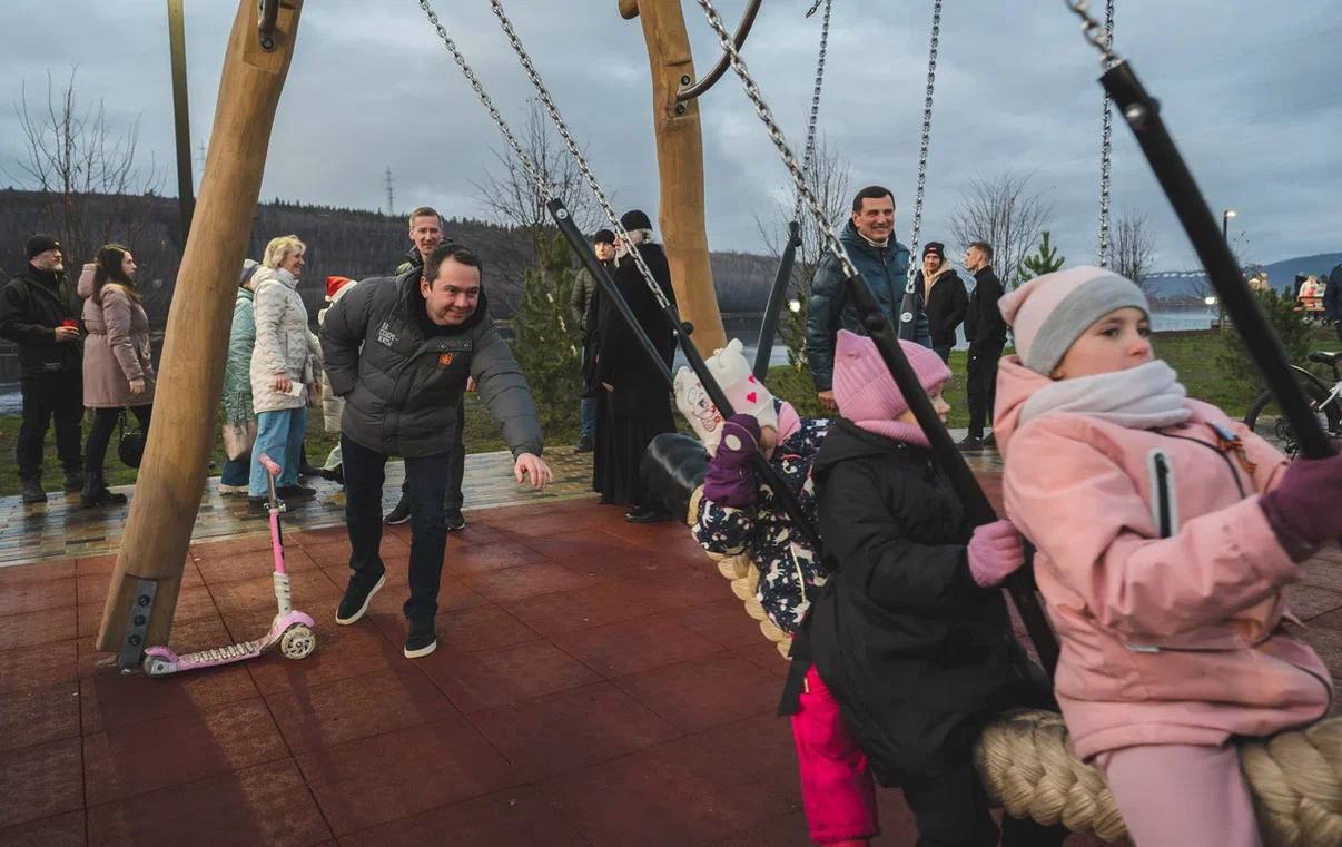 Второй этап благоустройства Поморской набережной завершен: в открытии принял участие Андрей Чибис Второй этап благоустройства Поморской набережной завершен: в открытии принял участие Андрей Чибис