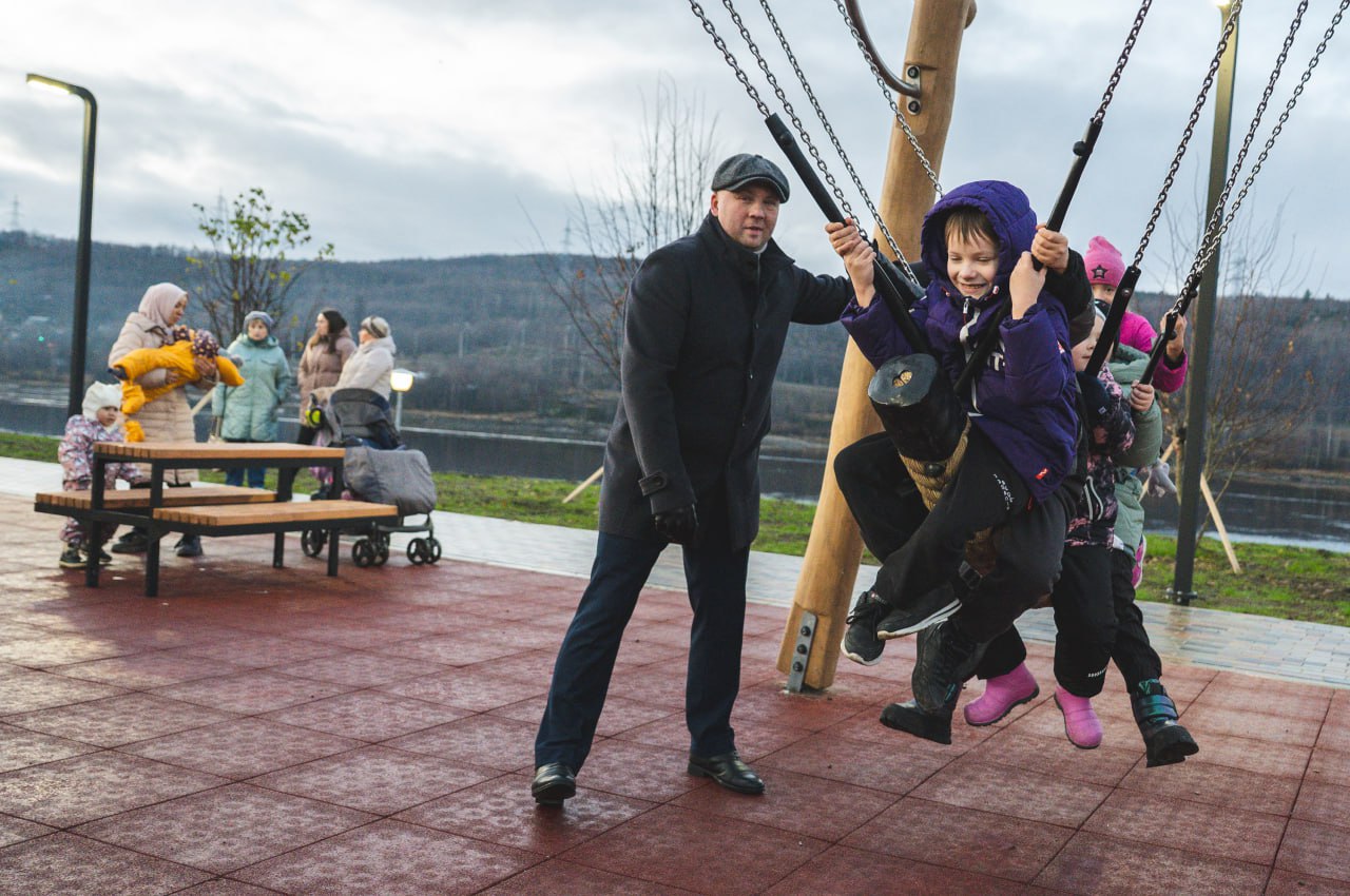 Второй этап благоустройства Поморской набережной в Коле завершен Второй этап благоустройства Поморской набережной в Коле завершен