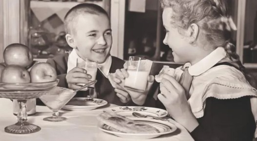 Тайны вкуса: почему молоко из СССР было лучше современного?