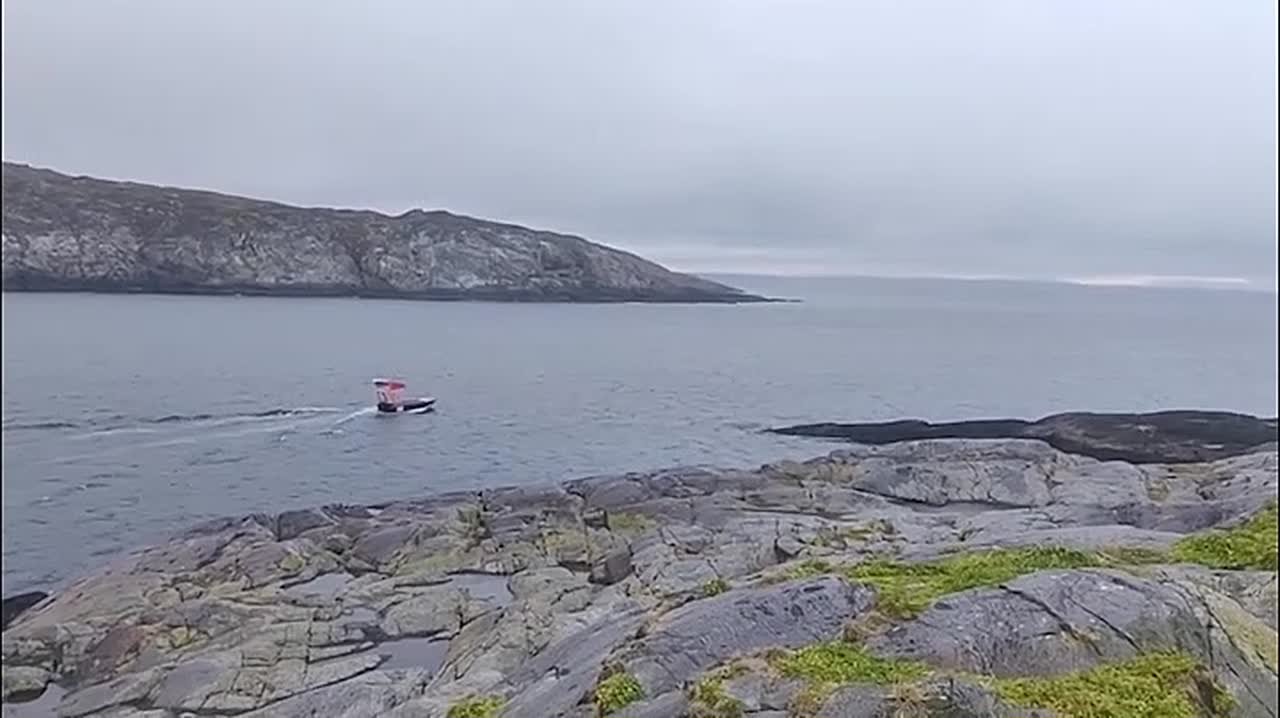 В Баренцевом море испытали прототип безэкипажного катера "Герои Тумана"