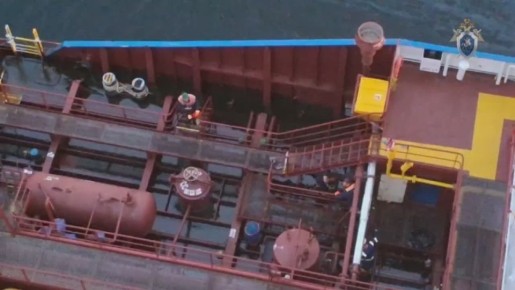 В Мурманске судят матроса за разлив мазута