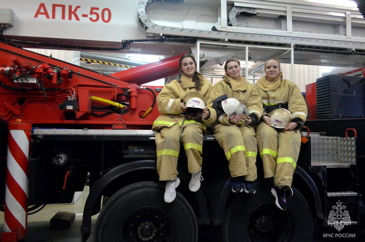 Пламя приключений в честь 35-летия МЧС России Пламя приключений в честь 35-летия МЧС России