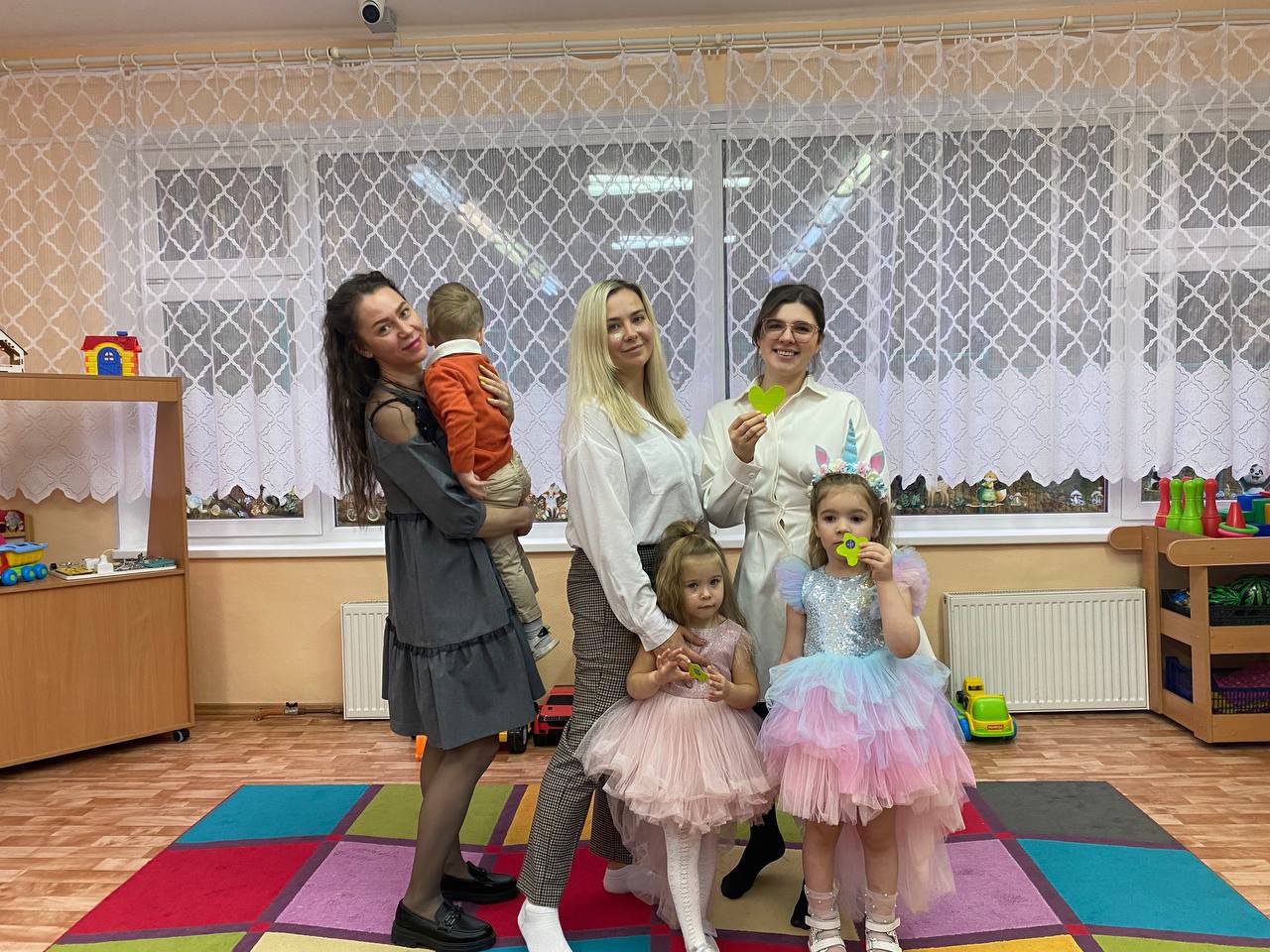 Вчера в областном центре состоялся городской фестиваль творческих способностей педагогов, воспитанников и их семей «Талантливы вместе» Вчера в областном центре состоялся городской фестиваль творческих способностей педагогов, воспитанников и их семей «Талантливы вместе»