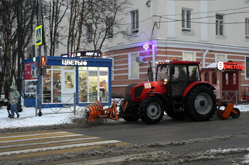 Неделя в Мурманской области началась снежно