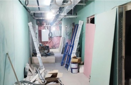 В Кандалакшской ЦРБ продолжается капремонт отделения анестезиологии-реанимации