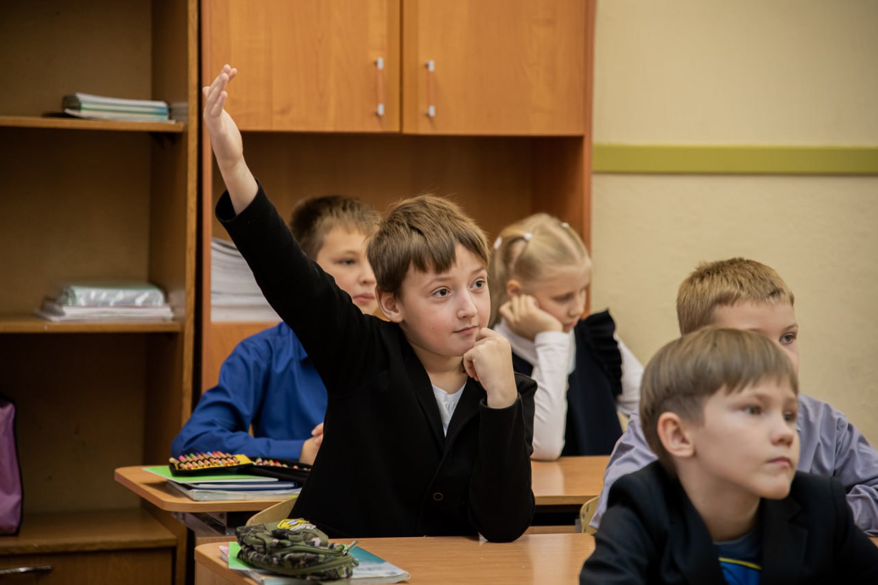 Расширить знания учащихся о героях Великой Отечественной войны и пробудить в них чувство гордости к прошлому своей Родины смогли педагоги гимназии № 1 (ул Расширить знания учащихся о героях Великой Отечественной войны и пробудить в них чувство гордости к прошлому своей Родины смогли педагоги гимназии № 1 (ул