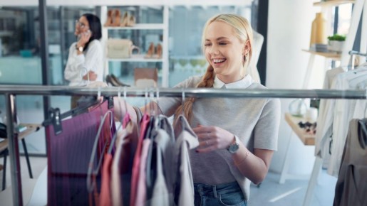 Эту вещь по совету стилистов покупают зря: носить ее все равно не с чем