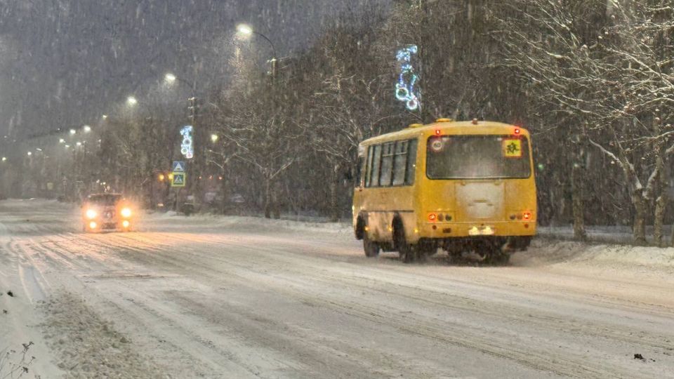 Автолюбителей Мурманской области предупредили о сильном снегопаде 13 и 14 ноября