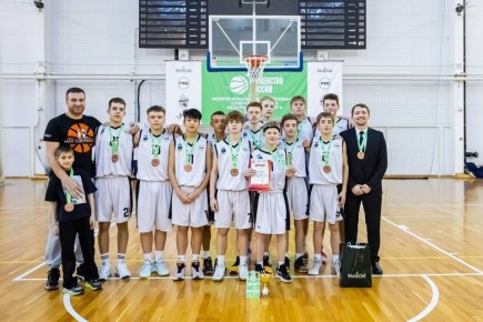 Мурманские юные баскетболисты завоевали бронзу на первенстве СЗФО
