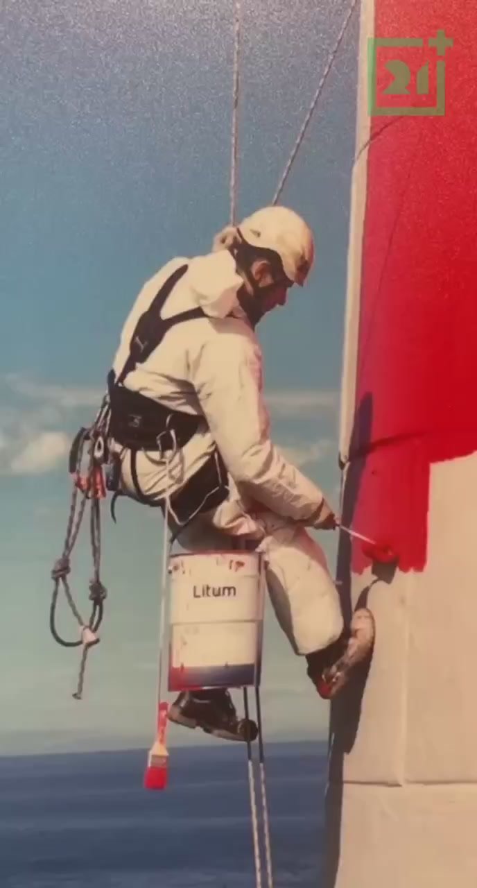 В Мурманске открылась выставка о волонтёрах «Чистой Арктики»