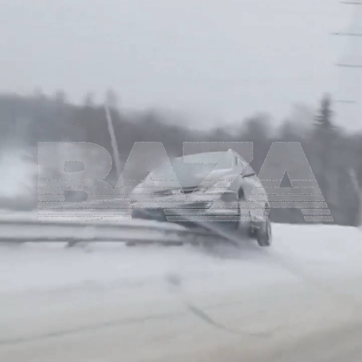 Мурманск парализовало из-за мощной метели с грозой: около 16 рейсов задержаны, на нескольких федеральных участках трасс перекрыто движение Мурманск парализовало из-за мощной метели с грозой: около 16 рейсов задержаны, на нескольких федеральных участках трасс перекрыто движение