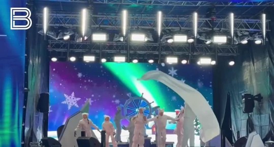 Мурманчане и гости города ждут зажжения огней на главной елке Кольского Заполярья