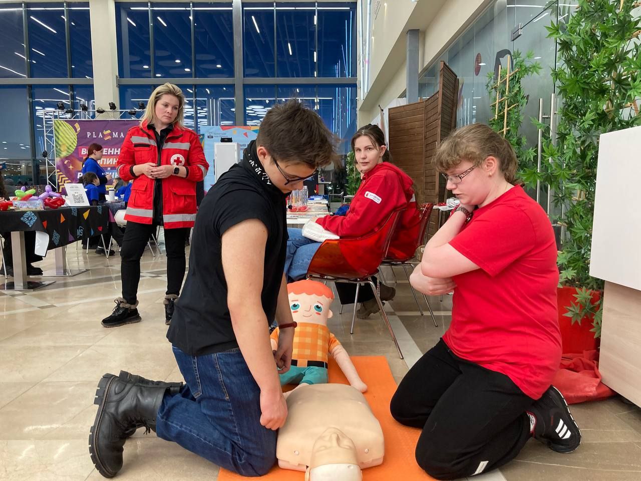 В ТРК «Плазма» (ул. Рогозерская, 4) прошел заключительный этап благотворительной акции «Инфолайк» В ТРК «Плазма» (ул. Рогозерская, 4) прошел заключительный этап благотворительной акции «Инфолайк»