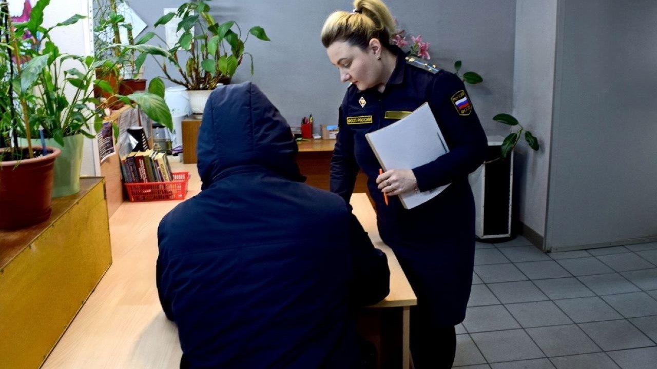 Алиментщика из Мурманска привлекли к обязательным работам