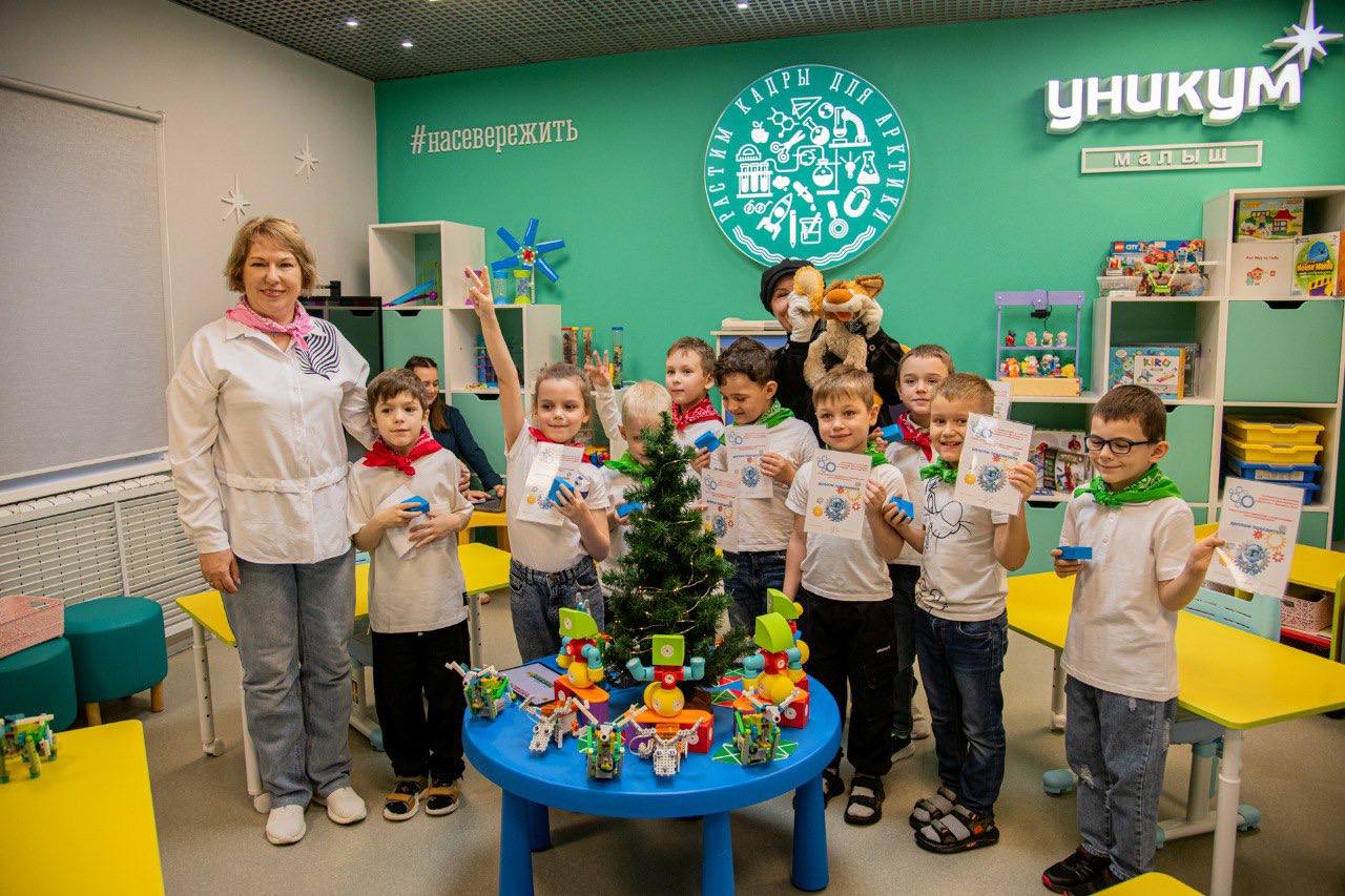 Сегодня в детском саду № 91 ребята погрузились в мир робототехники и конструирования Сегодня в детском саду № 91 ребята погрузились в мир робототехники и конструирования