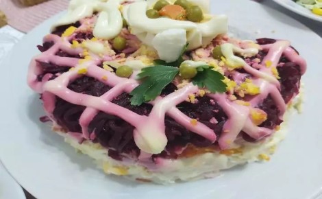 Секреты приготовления вкусной "Селедки под шубой"