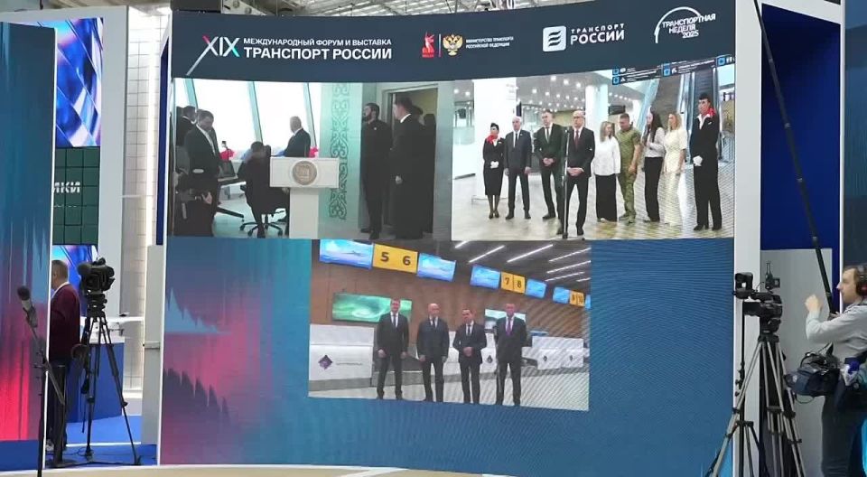 Михаил Мишустин дал старт работе новых объектов в аэропортах Мурманска, Ижевска и Грозного