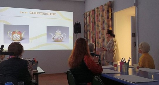 Заварочный чайник — это не просто сосуд для приготовления напитка, а настоящее произведение искусства, отражающее индивидуальность и талант художника