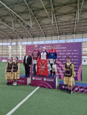 20-22  2025   -  .            .. ,      700...