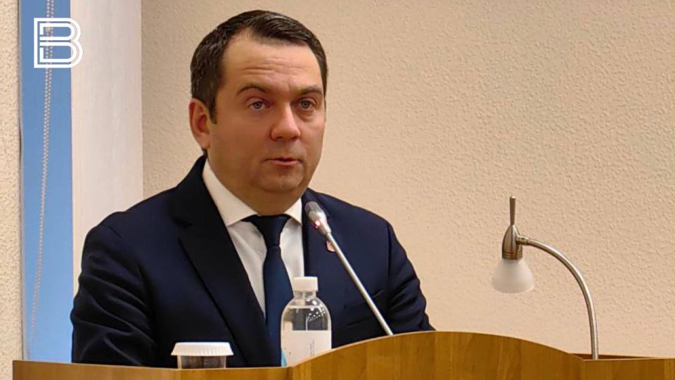 Мурманская областная дума приняла в первом чтении проект бюджета на следующую трехлетку