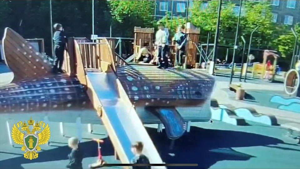 В Мурманске вынесен приговор по уголовному делу о травмировании ребенка на детской площадке