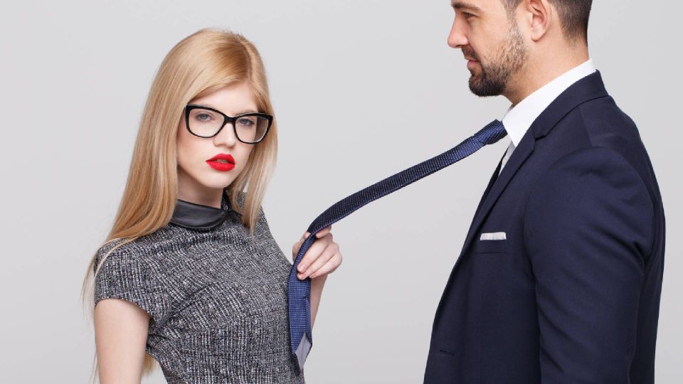 Не торопитесь выбрасывать старый галстук: сделайте это, и он снова будет как новенький