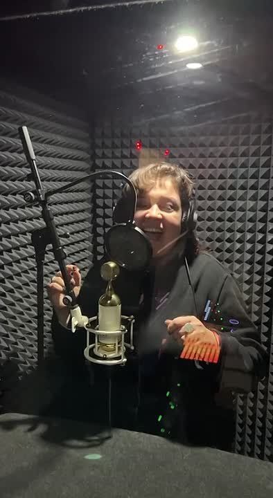 Самые интересные идеи начинаются там, где заканчиваются шаблоны: заглянем в Школу креативных индустрий