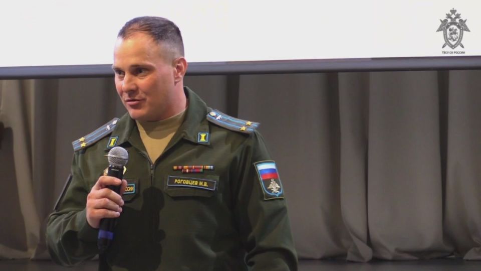 Сотрудники военных следственных органов СК России Северного флота поздравили волонтеров