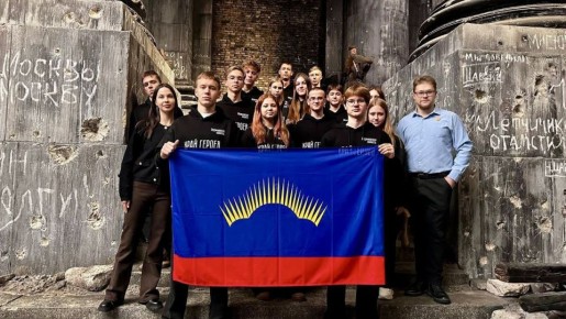 Победители конкурса "Край героев" из Мурманской области посетили Музей Победы в Москве