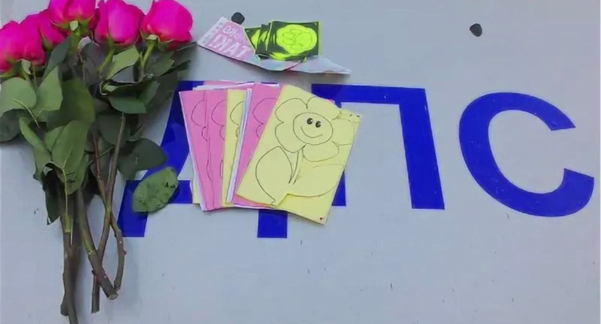 Уважаемые участники дорожного движения! Поздравляем вас с Уважаемые участники дорожного движения! Поздравляем вас с