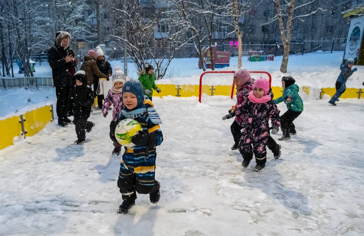 В детском саду №15 (ул. Баумана, 26) прошла увлекательная зимняя спартакиада дошколят «Турнир по футболу» В детском саду №15 (ул. Баумана, 26) прошла увлекательная зимняя спартакиада дошколят «Турнир по футболу»