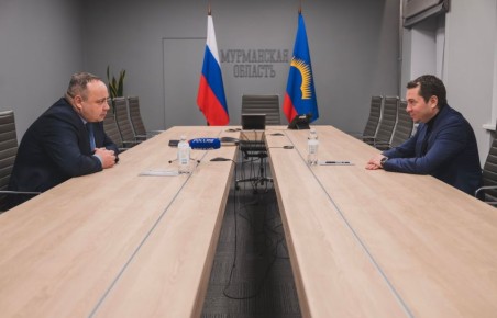 Андрей Чибис начальнику Мурманской таможни: ваша служба важна для развития СМП и региона