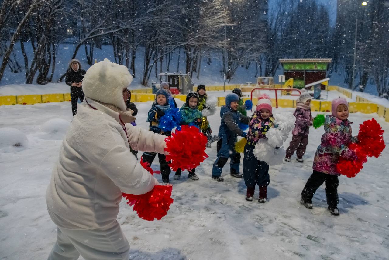 В детском саду №15 (ул. Баумана, 26) прошла увлекательная зимняя спартакиада дошколят «Турнир по футболу» В детском саду №15 (ул. Баумана, 26) прошла увлекательная зимняя спартакиада дошколят «Турнир по футболу»