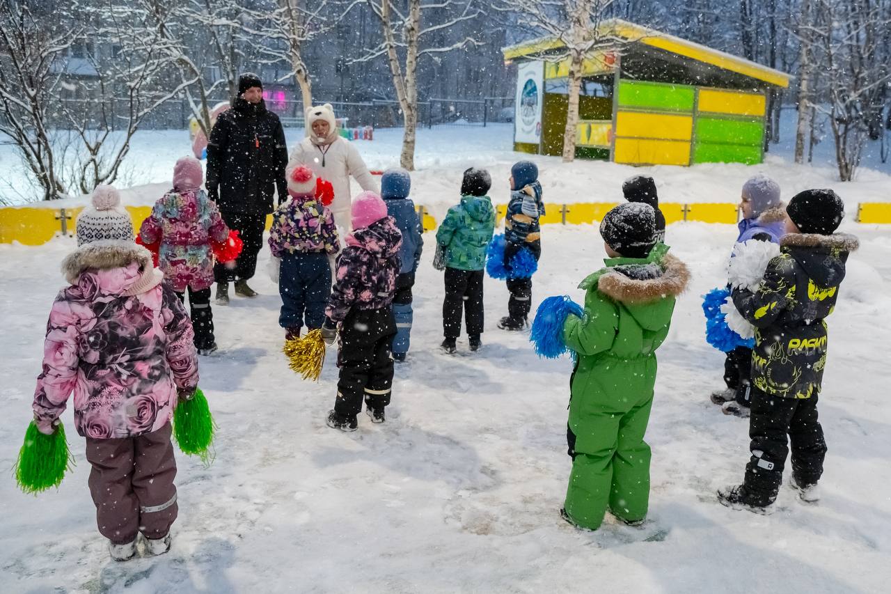 В детском саду №15 (ул. Баумана, 26) прошла увлекательная зимняя спартакиада дошколят «Турнир по футболу» В детском саду №15 (ул. Баумана, 26) прошла увлекательная зимняя спартакиада дошколят «Турнир по футболу»