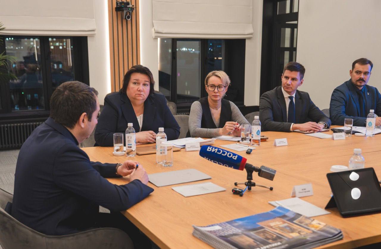 Искусственный интеллект и цифровизация: Андрей Чибис провел совещание по развитию МАУ и созданию кампуса мирового уровня Искусственный интеллект и цифровизация: Андрей Чибис провел совещание по развитию МАУ и созданию кампуса мирового уровня