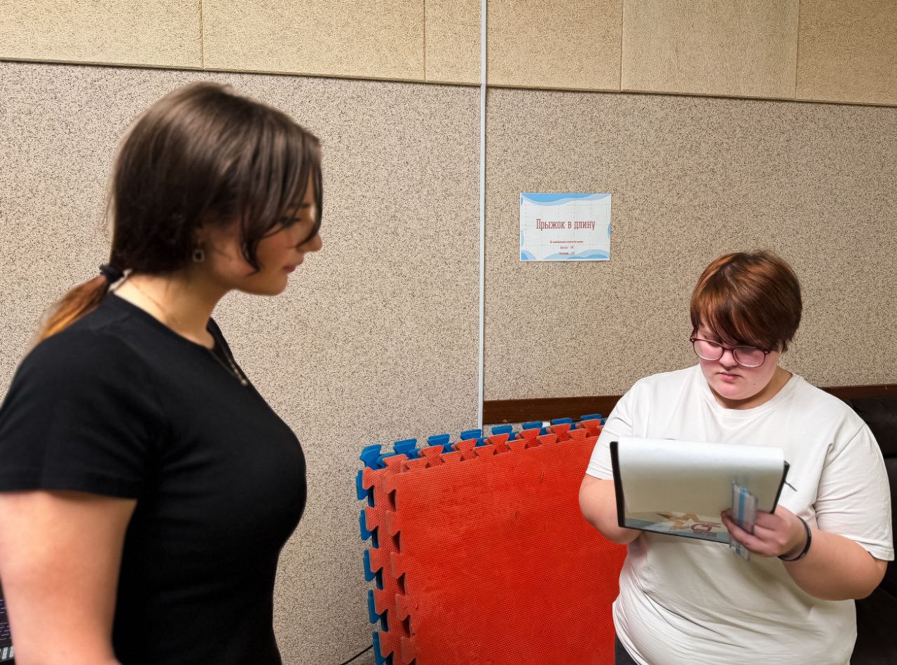 Спортивная энергия и командный дух: в Молодежном спортивном центре «Молодежь51» в рамках XXV городского конкурса «Студент года» прошло испытание «Тропа силы» Спортивная энергия и командный дух: в Молодежном спортивном центре «Молодежь51» в рамках XXV городского конкурса «Студент года» прошло испытание «Тропа силы»